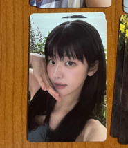 CHODAN QWER Official Photocard Album 'Algorythm Blossom' Kpop - $73.25 MXN CHODAN QWER Official Photocard Album 'Algorythm Blossom' Kpop - $73.25 MXN