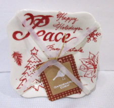 Gardeners Eden HOLIDAY Christmas Red Ceramic Dessert Appetizer Plates Se... - $33.29 CAD