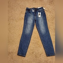 Tahari NWT size 6/28 Hi-rise skinny jeans - £23.45 GBP