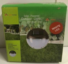 Solar -Powered Outdoor Lights A uti Light Sensor - £7.95 GBP