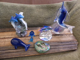 The Blue Glass Dolphin collection miniature set - £30.90 GBP