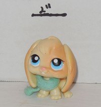 Hasbro Littlest Pet Shop Rabbit Bunny #95 Lop Ears Blonde Tan Blue Eyes - £11.36 GBP