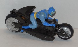 2011 Mattel Batman Stealth Strike Asphalt Assault Batcycle Vehicle Incomplete - $14.43