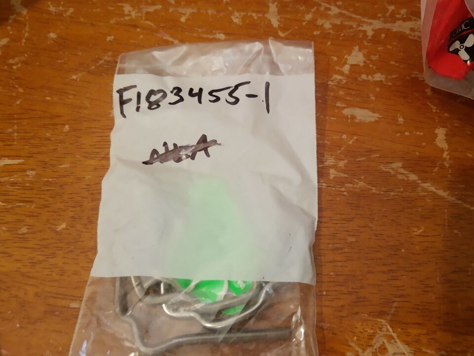 OEM NOS LOT o 3 Evinrude Johnson OMC Marine Engine Outboard Guide Clip F... - $16.18