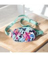 NWOT Vera Bradley Ultralight Essential Mini Belt Bag Floating Blossoms F... - €21,19 EUR