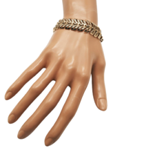 Vintage gold tone modernist abstract chevron pattern link bracelet - $14.99