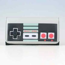 NEW WOMENS ORIGINAL NINTENDO ENTERTAINMENT SYSTEM NES LONG WALLET LEATHE... - $471.26 MXN