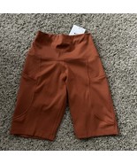 NWT Women’s Nike One High Waisted 8” Biker Shorts with Pockets Size XS O... - $414.61 MXN