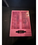 Barbie Pink Wardrobe Ultimate Closet 2018 Carrying Case Mattel - $250.70 MXN
