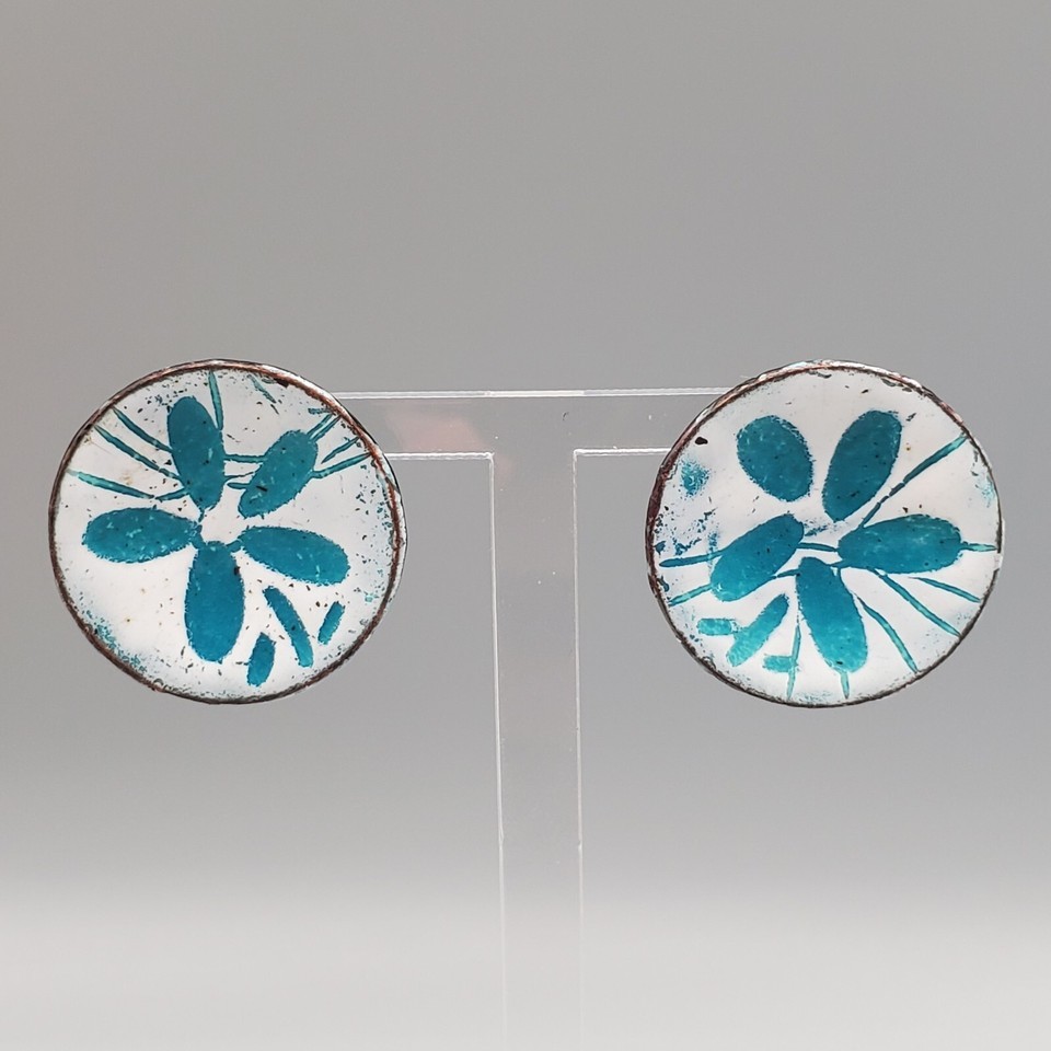 Vintage Flower Earrings Screw Back Non-Pierced Blue on White Stud Button... - $14.99