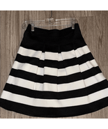 Ann Taylor Black and White Pleated A-Line Skirt - $694.75 MXN