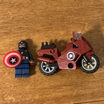 LEGO CAPTAIN AMERICA And MOTOR BIKE MOTORCYCLE SUPERHERO RIDE Marvel - $13.38
