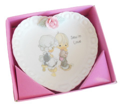 Precious Moments Sew In Love Boy Girl Porcelain Heart Trinket Dish Tray W/ Easel - £11.06 GBP