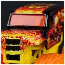 Monster Jam 2024 Fire & Ice 1:64 Diecast Monster Truck 2-Pack, Son-uva Digger vs image 13
