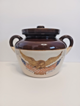 VTG McCoy Pottery Bicentennial Spirit of &#39;76 Carved Wooded Eagle Bean Pot w/ Lid - £29.40 GBP