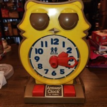 VINTAGE 1975 Tomy Owl Tic Tock Answer Clock Educational Preschool Learni... - $14.65