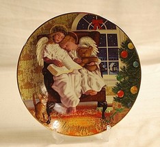 Old Vintage 1997 AVON Christmas Plate w 22K Gold Trim Heavenly Dreams - $19.79