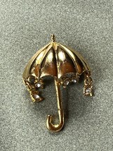 Small Goldtone Dimensional Umbrella w Clear Rhinestone Dangles Brooch Pi... - £8.86 GBP