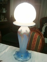 Signed ORIGINAL Vandermark Iridized Art Glass Pulled Feather TABLE LAMP ... - $340.99