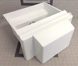 KitchenAid Refrigerator Ice Container WP2208908 2208908 2002727 2002724 - $2,137.07 MXN