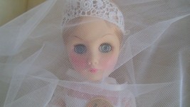 Vintage Effanbee Bride Doll  Blonde #1515 NIB 14&quot; - £44.89 GBP