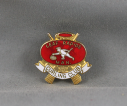 Vintage Curling Pin - Leaf Rapids Manitoba Curling Club - Inlaid Pin  - $279.60 MXN