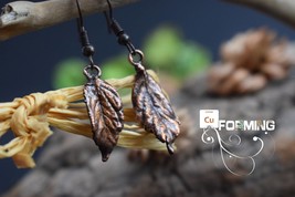 Copper electroformed real small maple leaves earrings with dark black patina col - £16.51 GBP