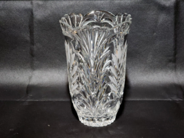 Crystal Vase By  MIKASA Frosted &amp; Etched Leaf Fan, Ribbed Base, Scallope... - £30.19 GBP