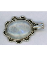 Piedra Luna Colgante Montado en la Plata Marco con Un Decor Diseño Alred... - $53.39 CAD