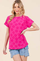 BOMBOM Textured Floral Pattern Short Sleeve T-Shirt - $32.00