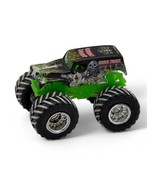 Hot Wheels Monster Jam Grave Digger 1:64 Diecast Truck Collectible Preowned - $17.76 CAD