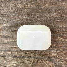 Genuine Authentic Replacement Apple Airpods Pro A2700 2nd Gen Charging Case (A) - £29.66 GBP