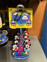 Walt Disney Worlld Mickey Minnie Mouse 2024 Figurine Ornament NEW
