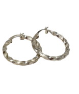 Sterling Silver Twisted 1&quot; Hoop Pierced Earrings - $444.45 MXN