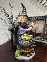 Witch Crafters Halloween Wicked Witch Stirring Cauldron Pot Figurine Large 13&quot; - £28.18 GBP