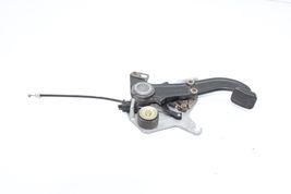 86-95 MERCEDES-BENZ W124 PARKING BRAKE PEDAL Q1576 image 6