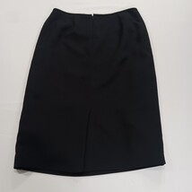 Kasper RN#54050 Women's Black Rear Zip Pull-On Skirt Size 8 Measured Waist 29" image 9