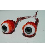 Dead Head Props Pair of Realistic Life Size Bloody Ripped Out Eyeballs -... - £23.53 GBP