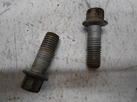 2006 Chevrolet Impala Caliper Bracket Bolts Front Left Or Right - $458.41 MXN