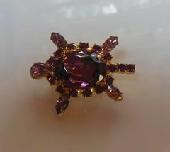 Purple Amethyst Faceted Rhinestone Brooch - £58.48 GBP