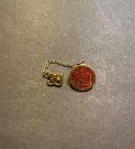 1939 Golden Gate International Exposition Pin On Chain - £9.49 GBP