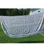 Vintage white chenille bedspread with fringe shabby chic cottage home de... - $1,240.95 MXN