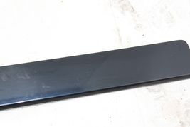 06-12 RANGE ROVER Rear Tailgate Lower Molding Strip Cover Trim F2515 image 8