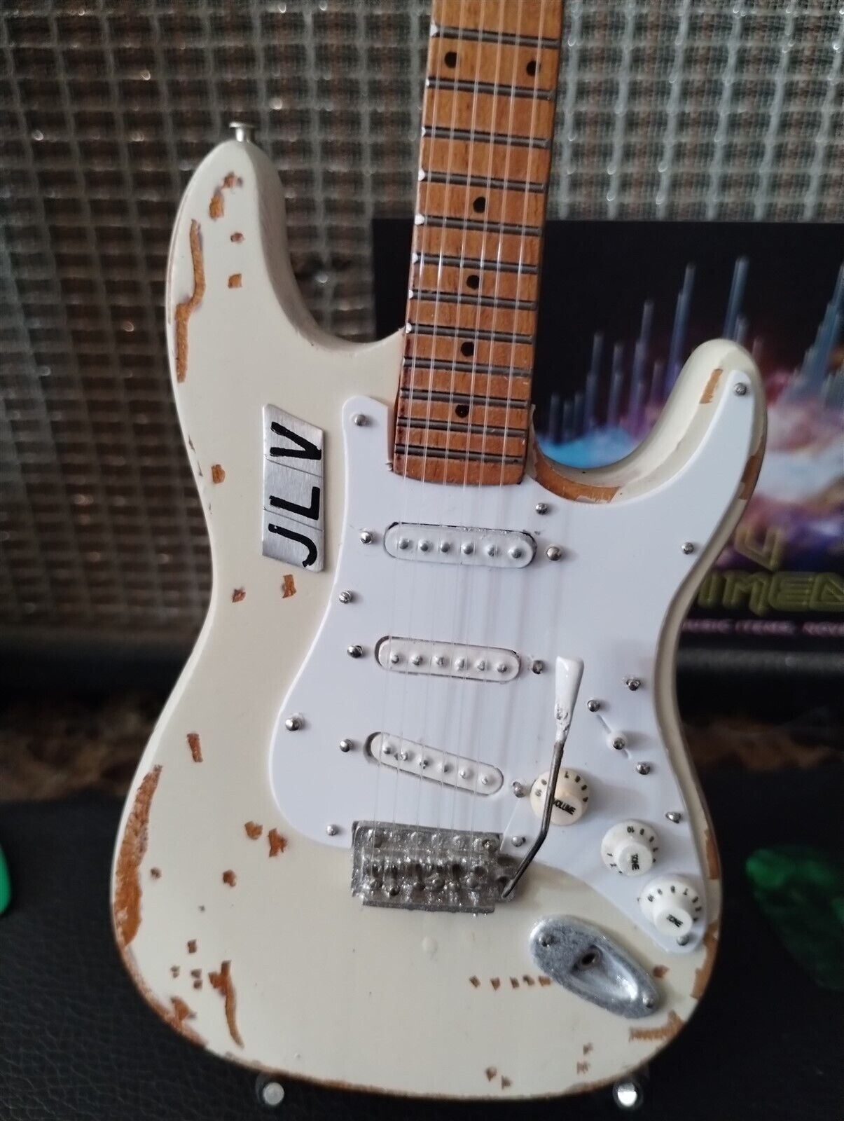 Jimmie Vaughan-Custom Vintage FENDER STRAT 1:4 Scale Replica Guitar ~ Axe Hea...