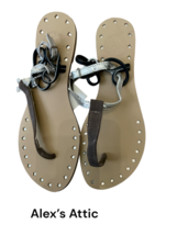 Old Navy Women&#39;s  Thong Flip Flop Sandals Size 8 NWT - £15.82 GBP