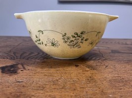 Vintage Pyrex Shenandoah Cinderella Mixing Bowl 441 Floral Swirl on Yellow - $19.62