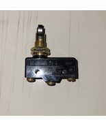 Yamatake-Honeywell limit switch BZ-2RQ181-T4-J - $299.52 MXN