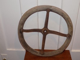 Vintage Model T Wooden Steering Wheel with Cast Metal Inside Connector - $1,372.48 MXN