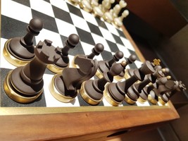 Resin Chess Set, Chess Table, Chess Set Board Game Gifts for Birthday 11&quot; x 11&quot; - £209.31 GBP