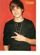 Justin Bieber teen magazine pinup clipping Faces mag peace sign black shirt - £3.86 GBP